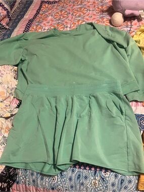 JoyLab Mint Green Crewneck Top